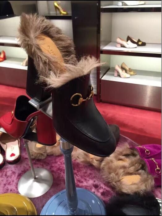 1478677865729083.jpg 古馳女鞋毛絨2.jpg