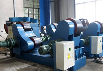 1475650003194992.jpg 自調(diào)式滾輪架.jpg