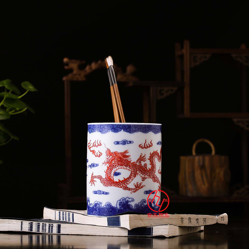 景德鎮(zhèn)陶瓷筆筒 (4).jpg
