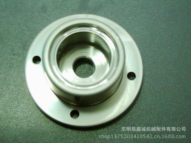 我公司加工多種機(jī)械配件零件。質(zhì)量保證。價(jià)格低廉、