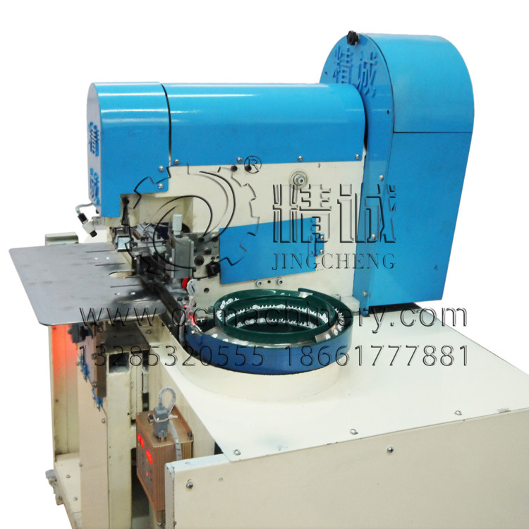 QC16001精誠致遠(yuǎn)四合扣機(jī)主系統(tǒng)側(cè)面圖4