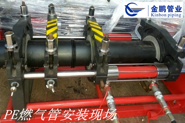 1502434020539734.jpg PE燃?xì)夤馨惭b現(xiàn)場(chǎng)z4.jpg